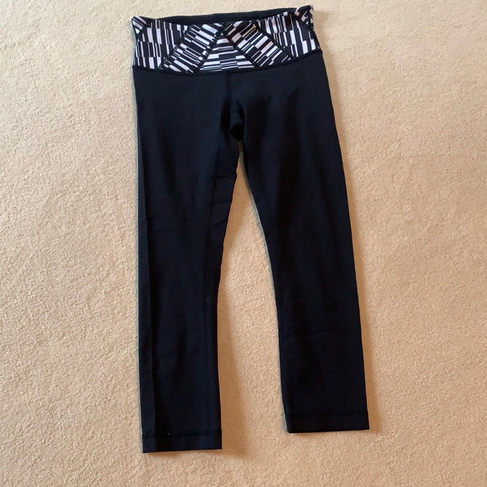 Lululemon crop pants